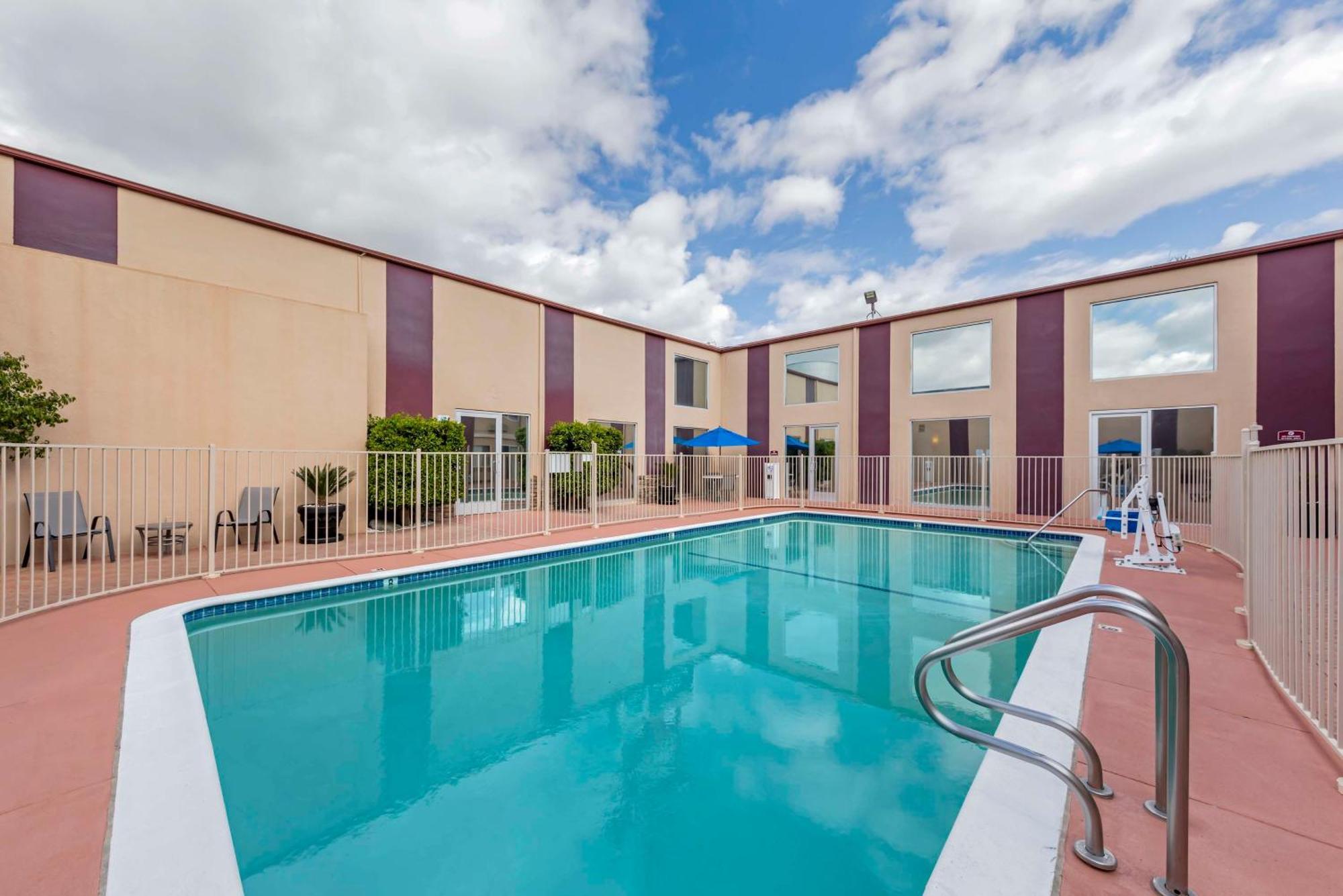 Best Western Canoga Park Motor Inn Los Angeles Ngoại thất bức ảnh